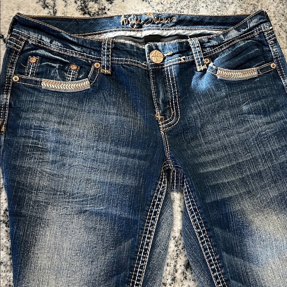 ARIYA Size 11/12 Bootcut Jeans – Light Wash Embroidered Flap Pockets Western - Picture 9 of 10